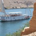 la Naema passe entre les carrières du Djebel Silsileh